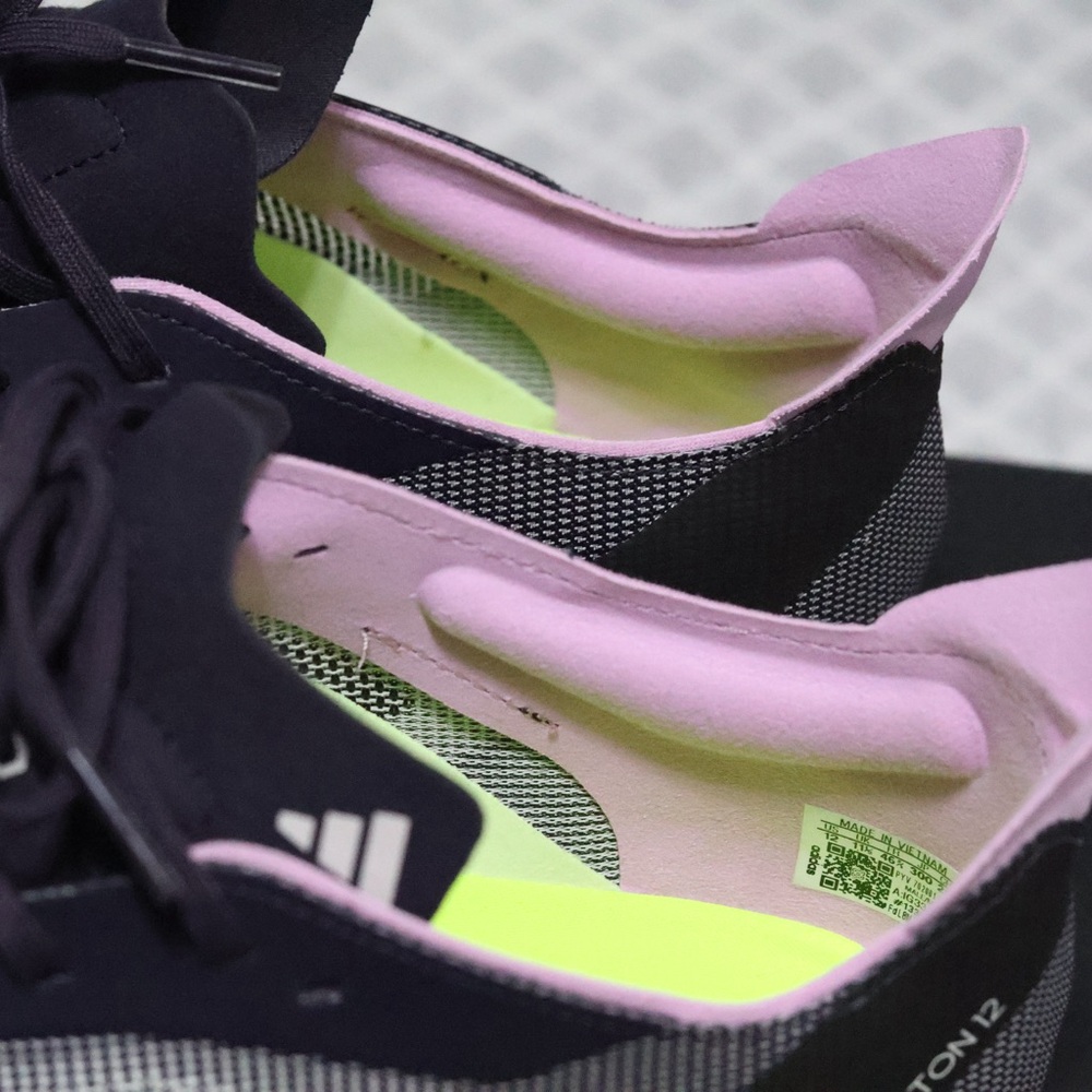 Adidas Adizero Boston 12 IG3319 Running Shoes size 12 Gray Green Pink  Black - Picture 8 of 16